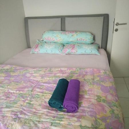 Springlake Apartemen 2Br-Sumarecon-Bekasi, By Bu Johan Exterior foto